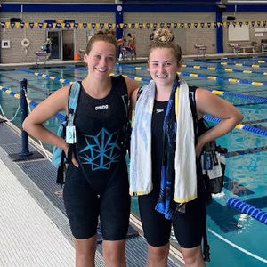 Meet your Posher, Maura